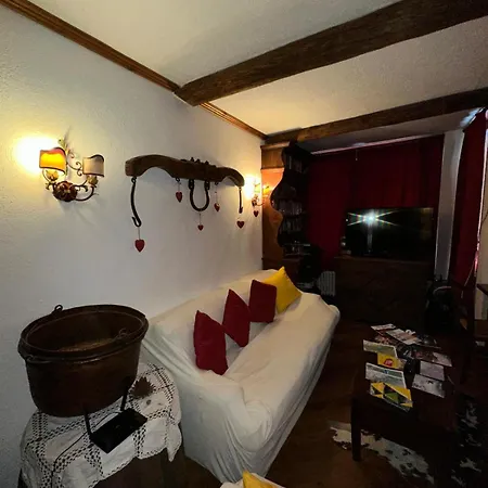 Apartmán Jolie Maison Fleurie Con Sauna Monte Bianco Courmayeur